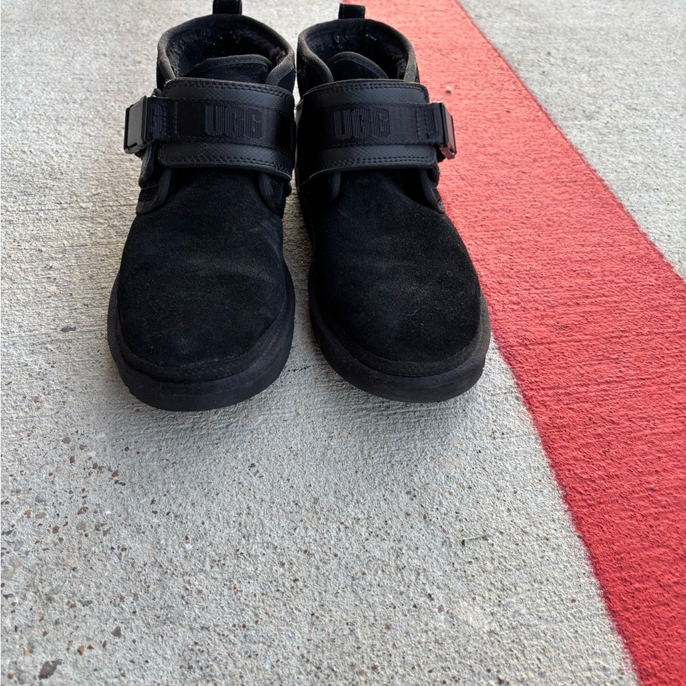 UGG neumal Black Suede Strap Boots